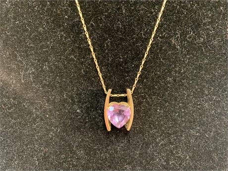 Dainty 14 kt YELLOW GOLD AMETHYST Heart Necklace