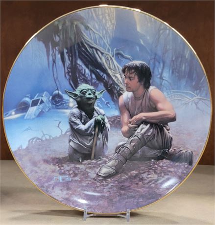 Vintage Star Wars Commemorative Plate Featuring Luke Skywalker and Yoda
