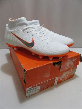 NIKE Superfly 6 Academy Men's Soccer Cleats - Size 8.5