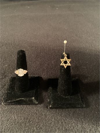 Keep them Guessing,Marked 14kt Gold Ring and a Star of David pendant