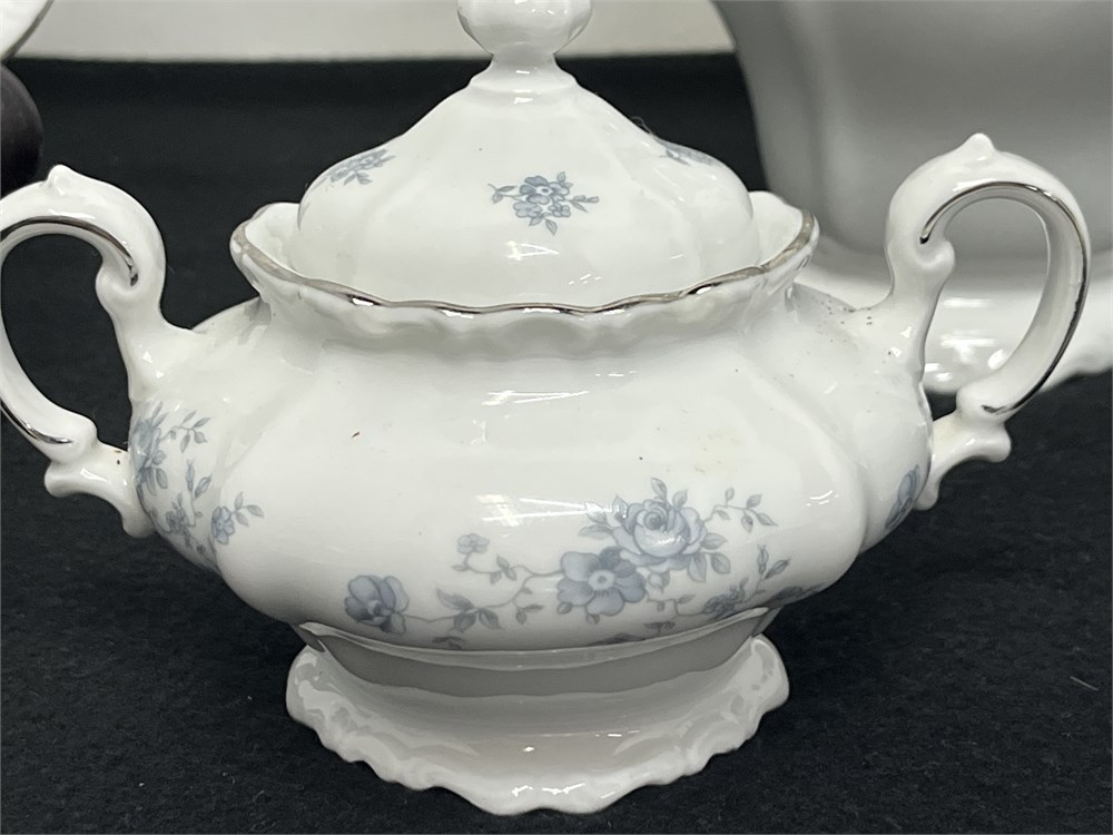 Transitional Design Current Auction