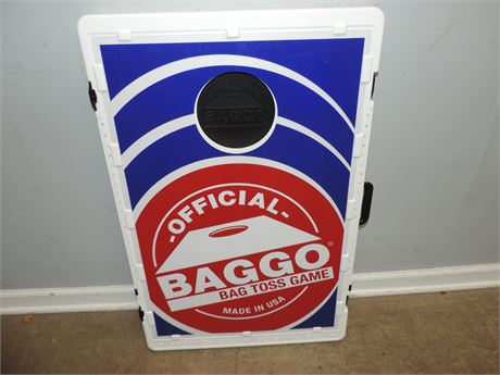 BAGGO Official Bag Toss Game