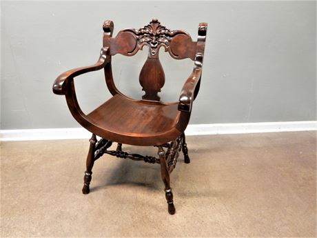 Wood / Vintage Emperor Style / Accent Chair