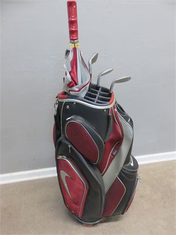 NIKE Golf Bag with Titleist Irons
