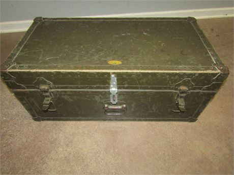 Vintage Military army footlocker Trunk storage