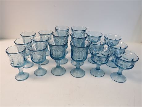 FOSTORIA 18-Piece Blue Glassware Set