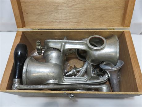 GRISWOLD Meat Grinders
