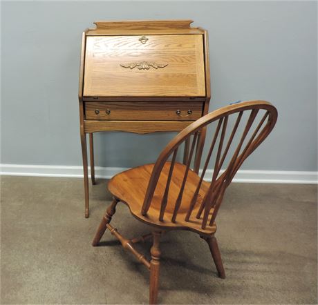 Vintage Amish Oak Desk & Hale Company Chair