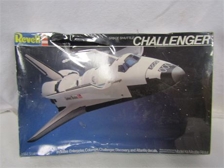 Challenger Model Kit