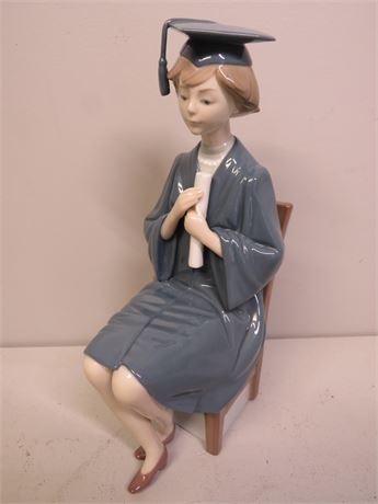 LLADRO Graduate Figurine