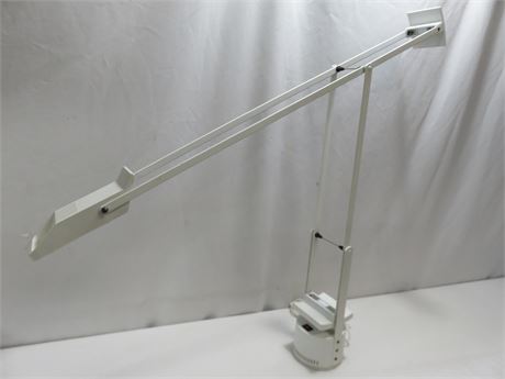 Contemporary Pendulum Desk Lamp