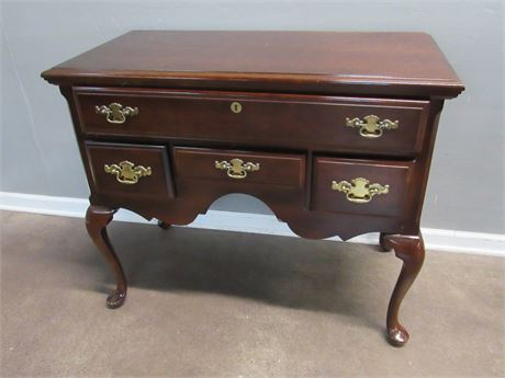 4- Drawer Chest with Cabriole Legs