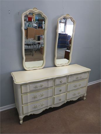 THOMASVILLE French Provincial Triple Dresser w/Mirrors