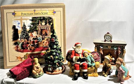 Grandeur Noel Porcelain Santa Scene Collector's Edition 2002