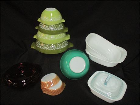 11 Piece Pyrax, Corningware Lot, Bowls, Candy Dish and More !