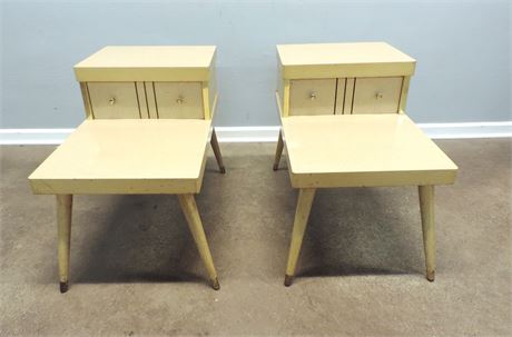 MID-CENTURY MODERN Blonde End Tables