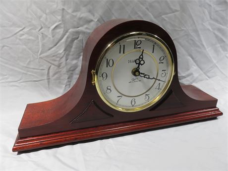 WALTHAM Quartz Mantel Clock