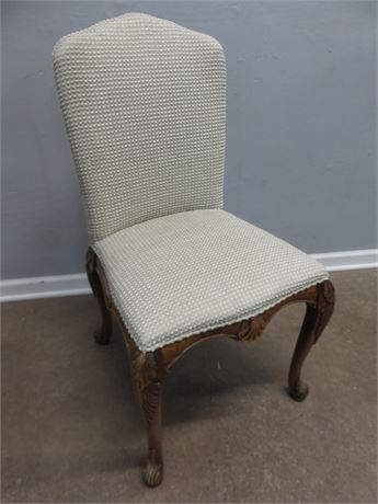 Queen Anne Accent Chair