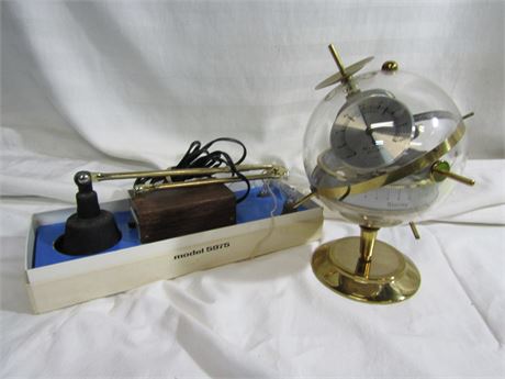 2 Piece Vintage Desk Lamp, and Round Nautical Clock
