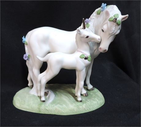 LENOX PRINCETON GALLERY 'Love's Devotion' Porcelain Unicorn Figurine