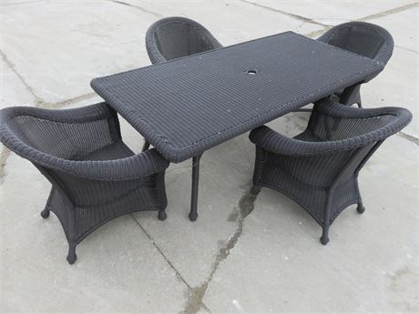 Synthetic Wicker 5-Piece Outdoor Dining Set