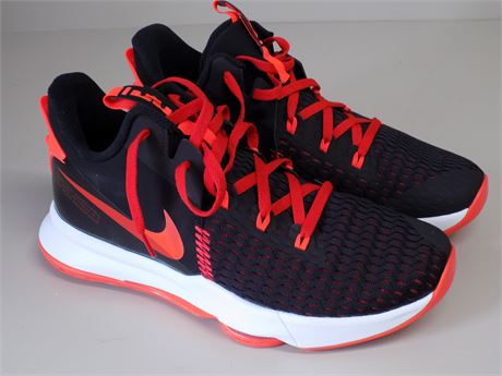 Nike Lebron Witness V Shoes