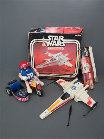 STAR WARS Original X-Wing Fighter / M&Ms Candy Dispenser Motorcycle