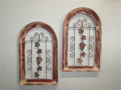 Wood Antiqued Wall Art, European Grape Styling