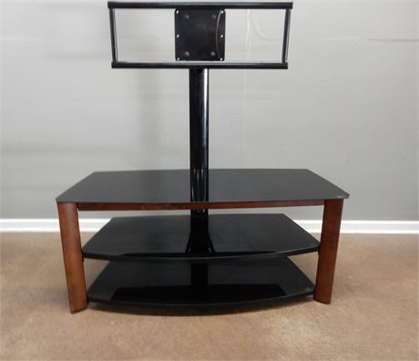 Flat Panel Console With Swinging Floater