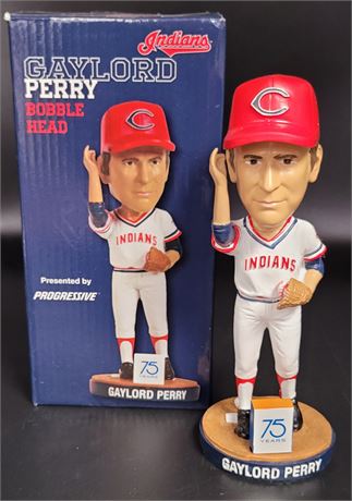 GAYLORD PERRY STADIUM GIVEAWAY EXCLUSIVE BOBBLEHEAD