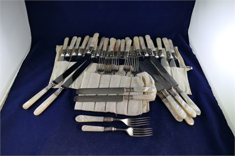 Mother of Pearl Styled handle on Dinner Forks & Dinner Knives