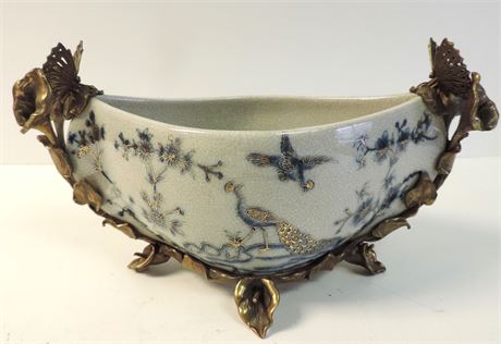 Chinese Hand Painted Ceramic Fruit Bowl