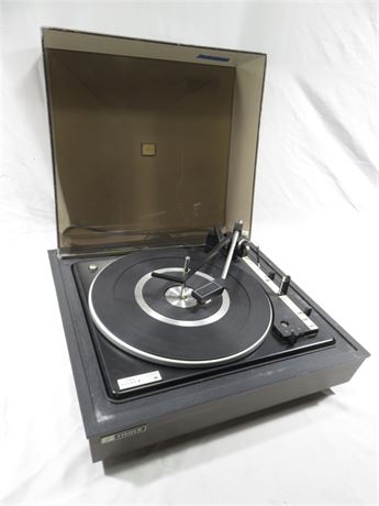 FISHER Turntable