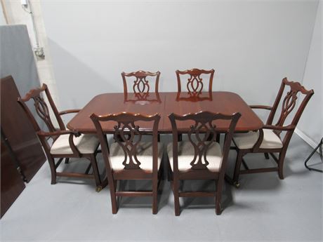 Knob Creek Dining Table w/ 6 Chairs, 2 Leaves and Table Pads