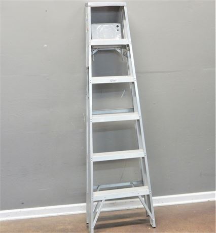 Keller Aluminum Commercial Ladder