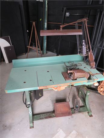 UNION SPECIAL Commercial Sewing Machine