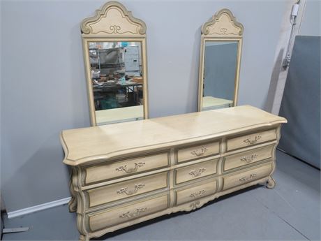 THOMASVILLE Triple Dresser French Provincial