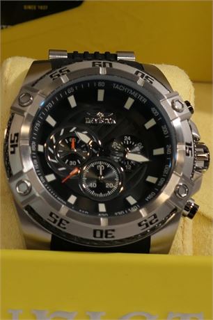 Invicta Men's Speedway Stainless Steel Quartz Watch with Silicone Strap, Black,