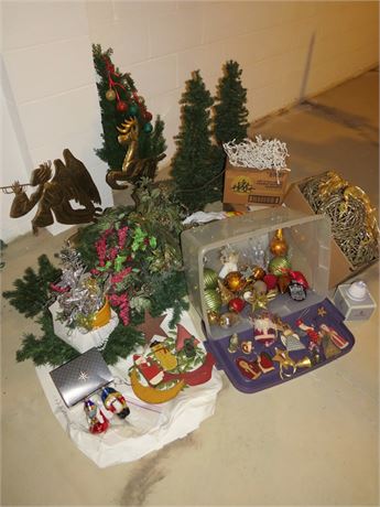 Christmas Decorations w/Radko+ Lladro