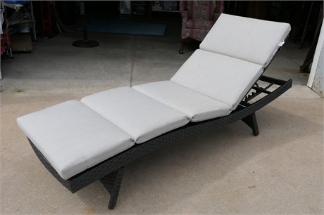 Arm less Sunning Chair on wheels & Cushion (by Sunbrella)