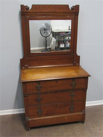 Antique Eastlake 3-Drawer Dresser with Mirror, On Casters - Pin & Cove Dovetail