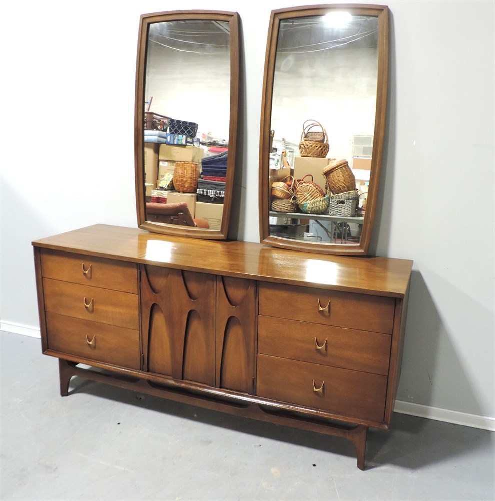 Broyhill Brasilia Mid Century Walnut Extra Long Lowboy Dresser