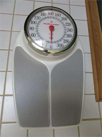 HEALTH O METER Bathroom Scale