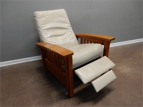 Shaker Style Wood and Leather Recliner