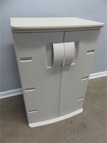 RUBBERMAID Utility Cabinet