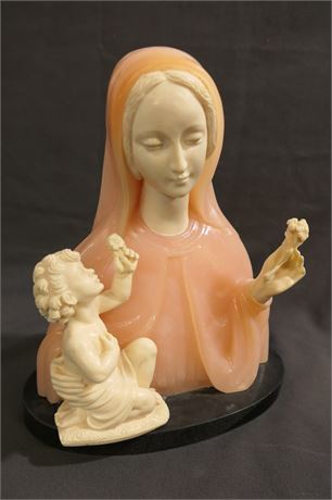 Madonna Mary and Child Jesus Statue