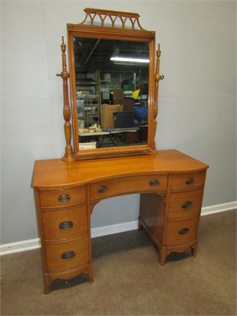 1930's Dressing Table