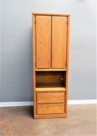 Wood / Storage Cabinet