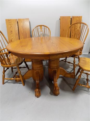 S. Bents Dining Table & Chairs