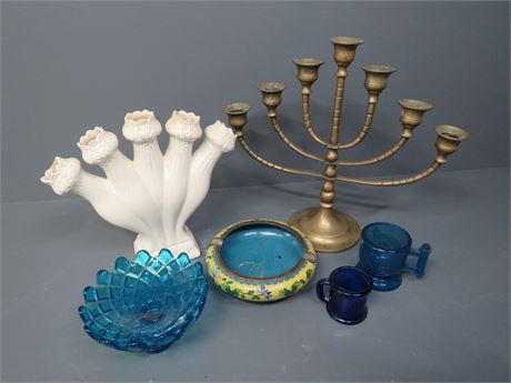 Home Decoratives / Brass Menorah / Palin Thorley Quintal Vase